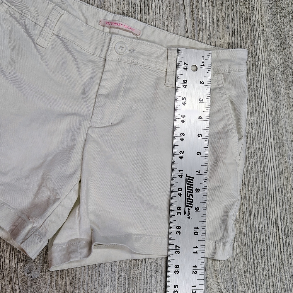 Victoria's Secret White Chino Shorts Size size 4 , 5" shorts - Picture 5 of 6